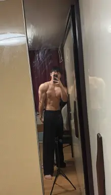 Profile photo of bodybuilder Go Eun-chan