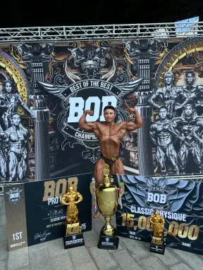 Profile photo of bodybuilder Lee Jun-seong