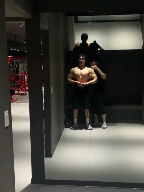 Profile photo of bodybuilder Eom Jae-min