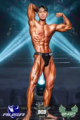 보디빌더 신충우 프로필 사진