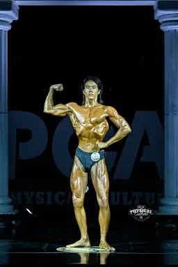 Profile photo of bodybuilder Shim Hyun
