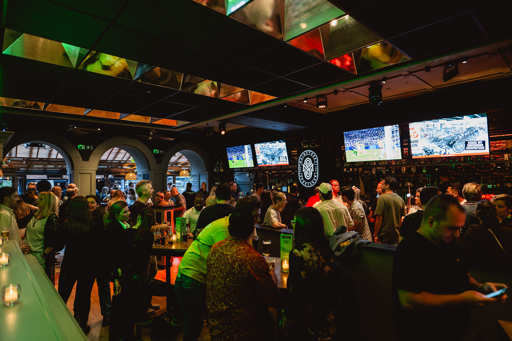 Burgermenu bij American Sportsbar!