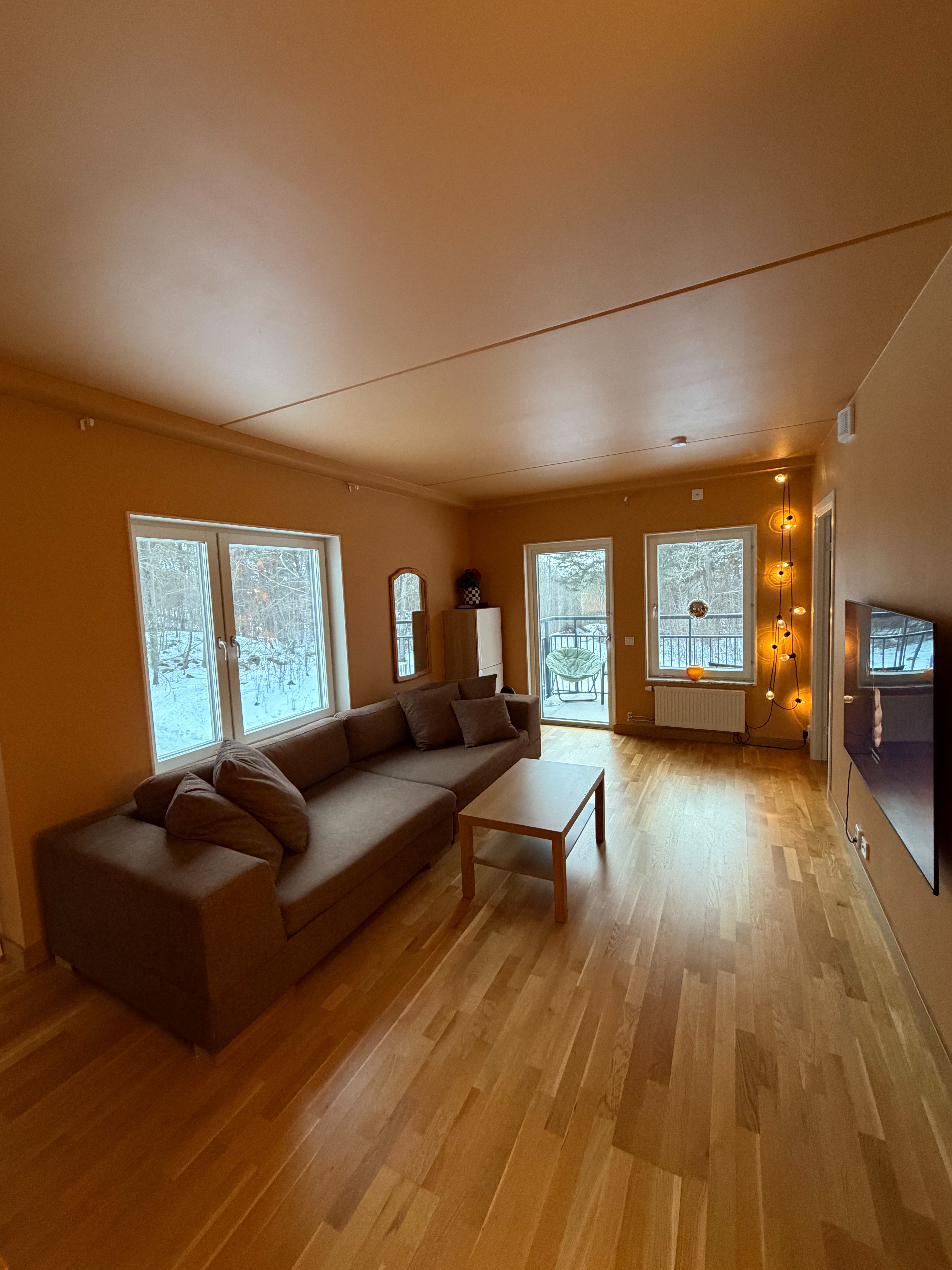 Slipar-Lasses Gata 5 · 2 rum · 55 kvm