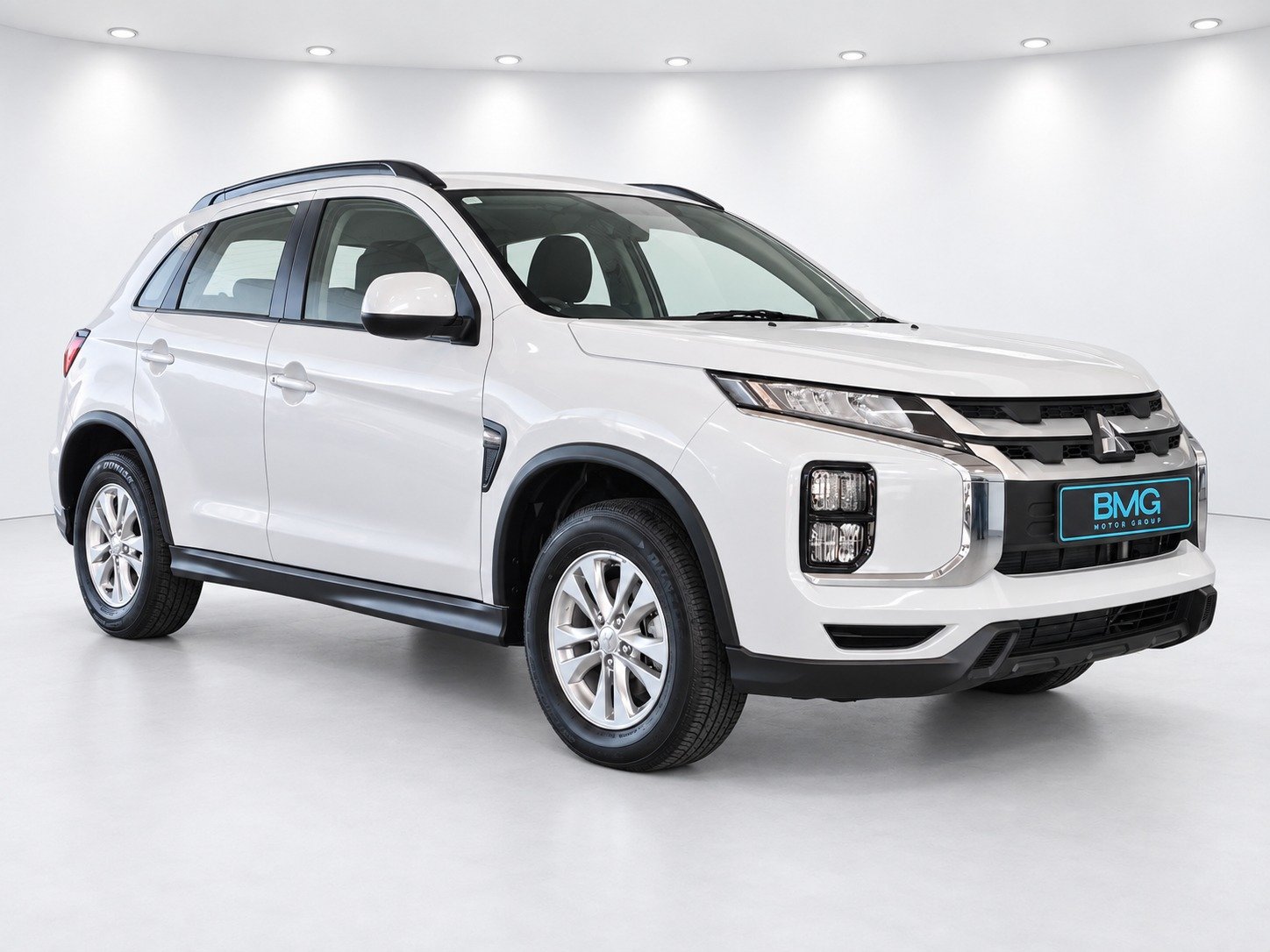 2022 Mitsubishi ASX — Front-right three-quarter