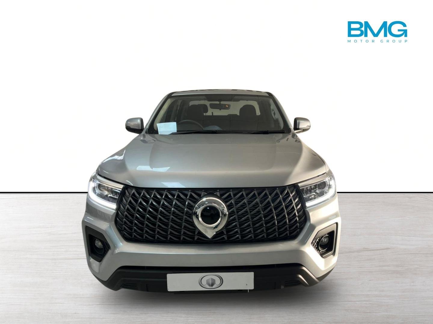 2026 GWM P300 — Front