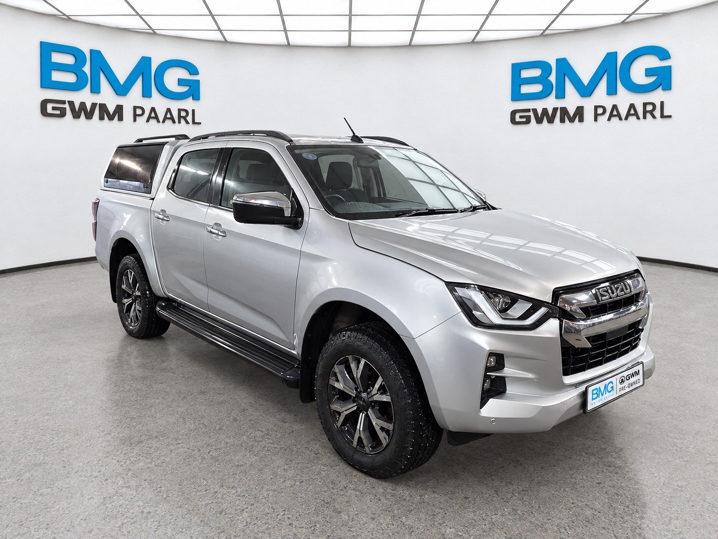 2024 Isuzu D-Max — Front-right three-quarter