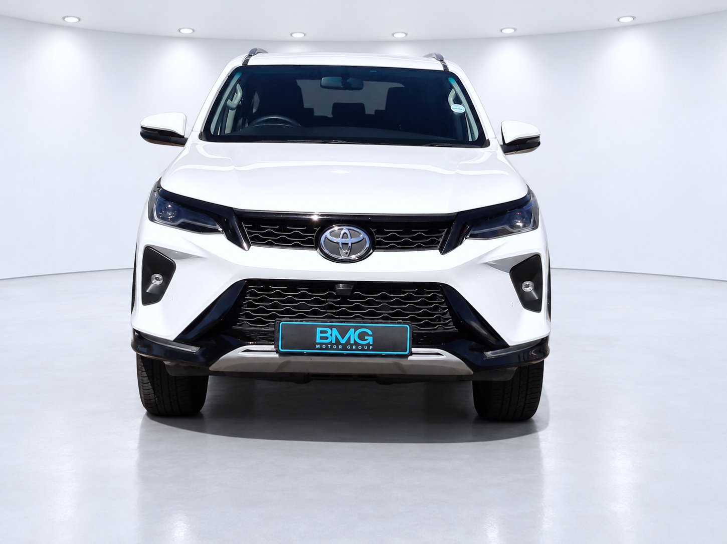 2025 Toyota Fortuner — Front