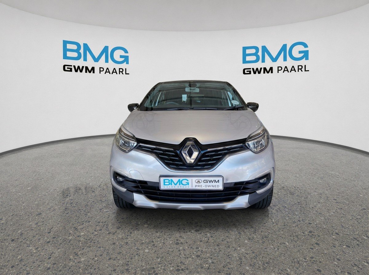 2019 Renault Captur — Front