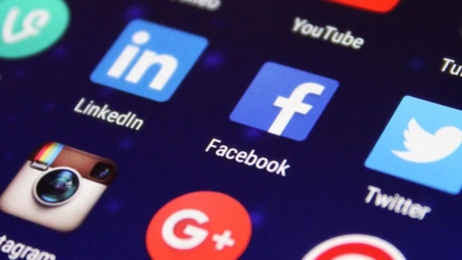 3 Ways to keep your social media people powered