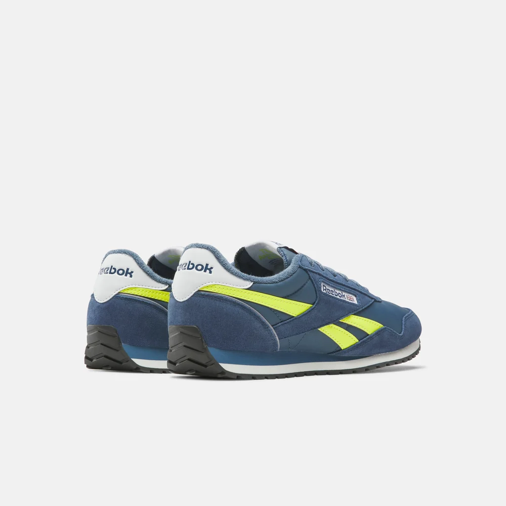 Classic AZ Shoes view 3