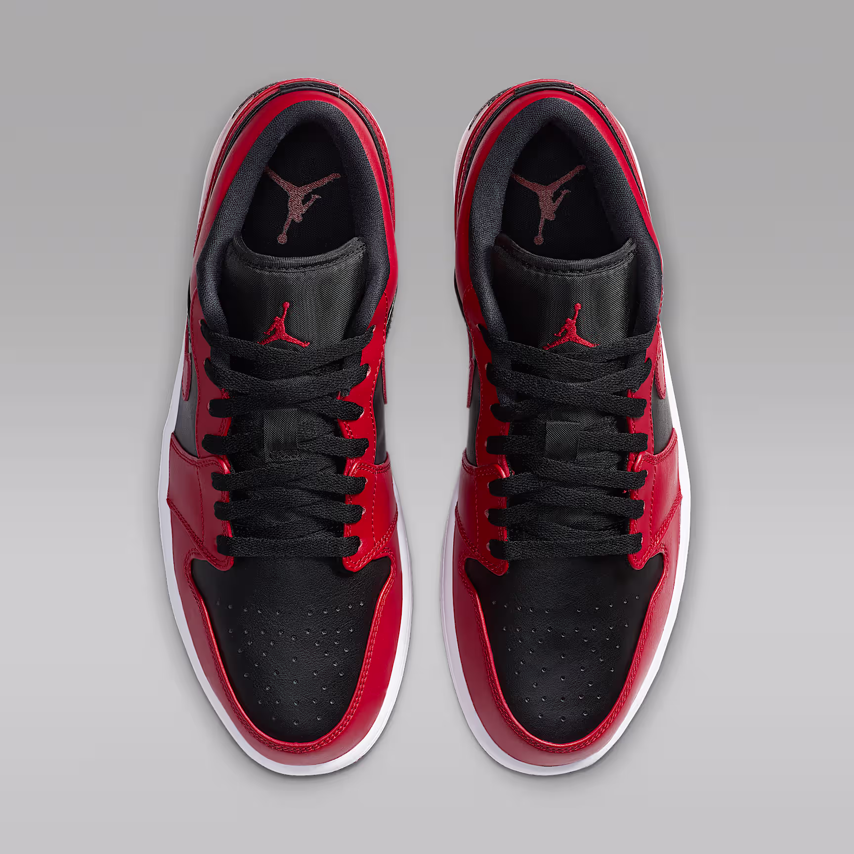 Air Jordan 1 Low view 4