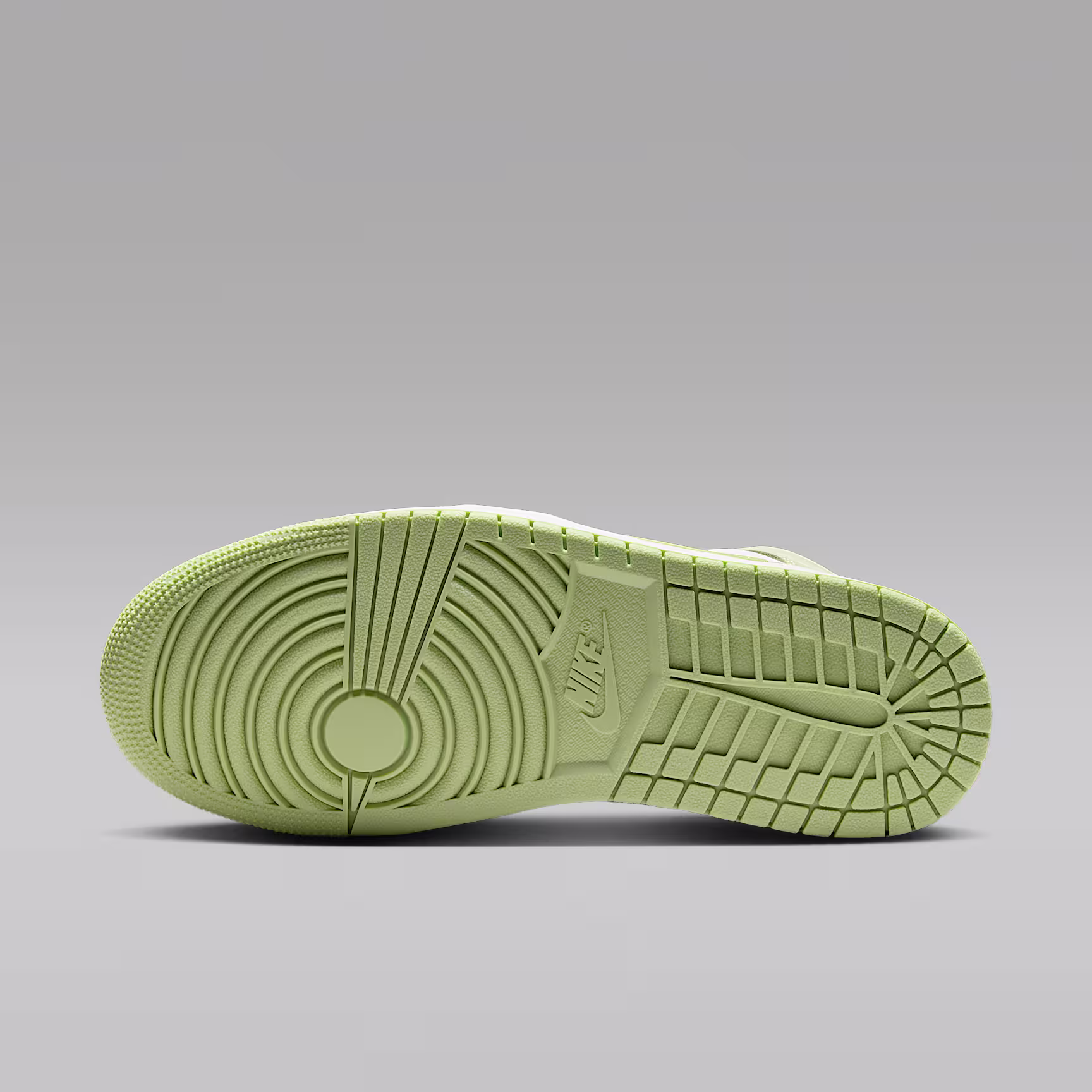 Air Jordan 1 Mid view 2