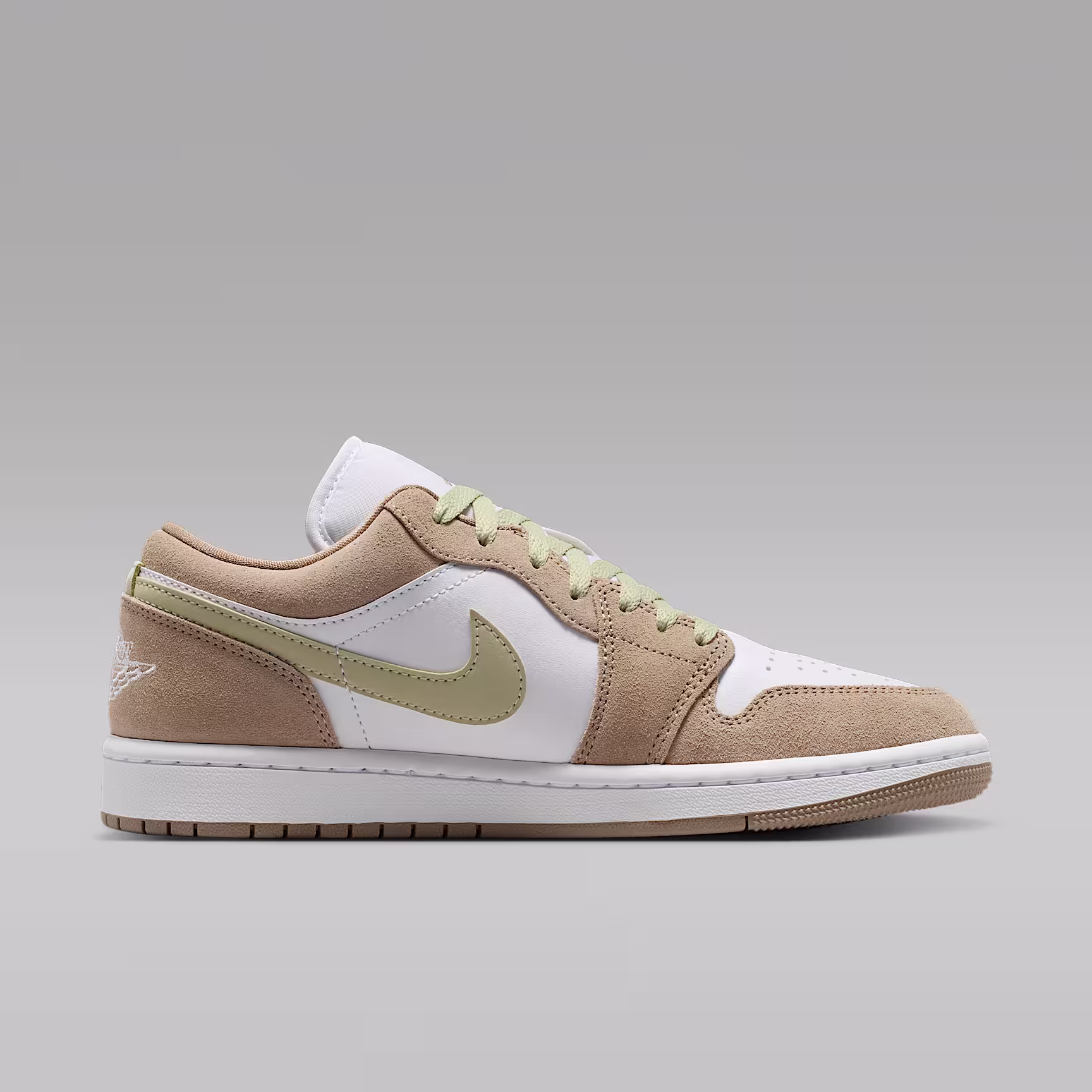 Air Jordan 1 Low view 3