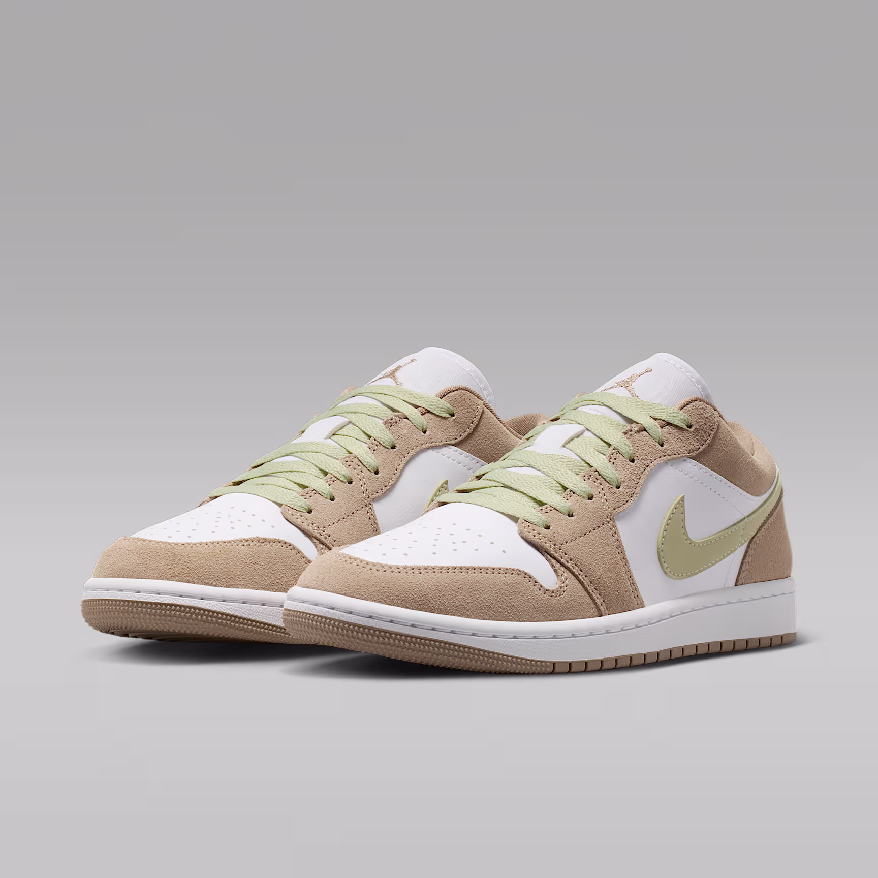 Air Jordan 1 Low view 5