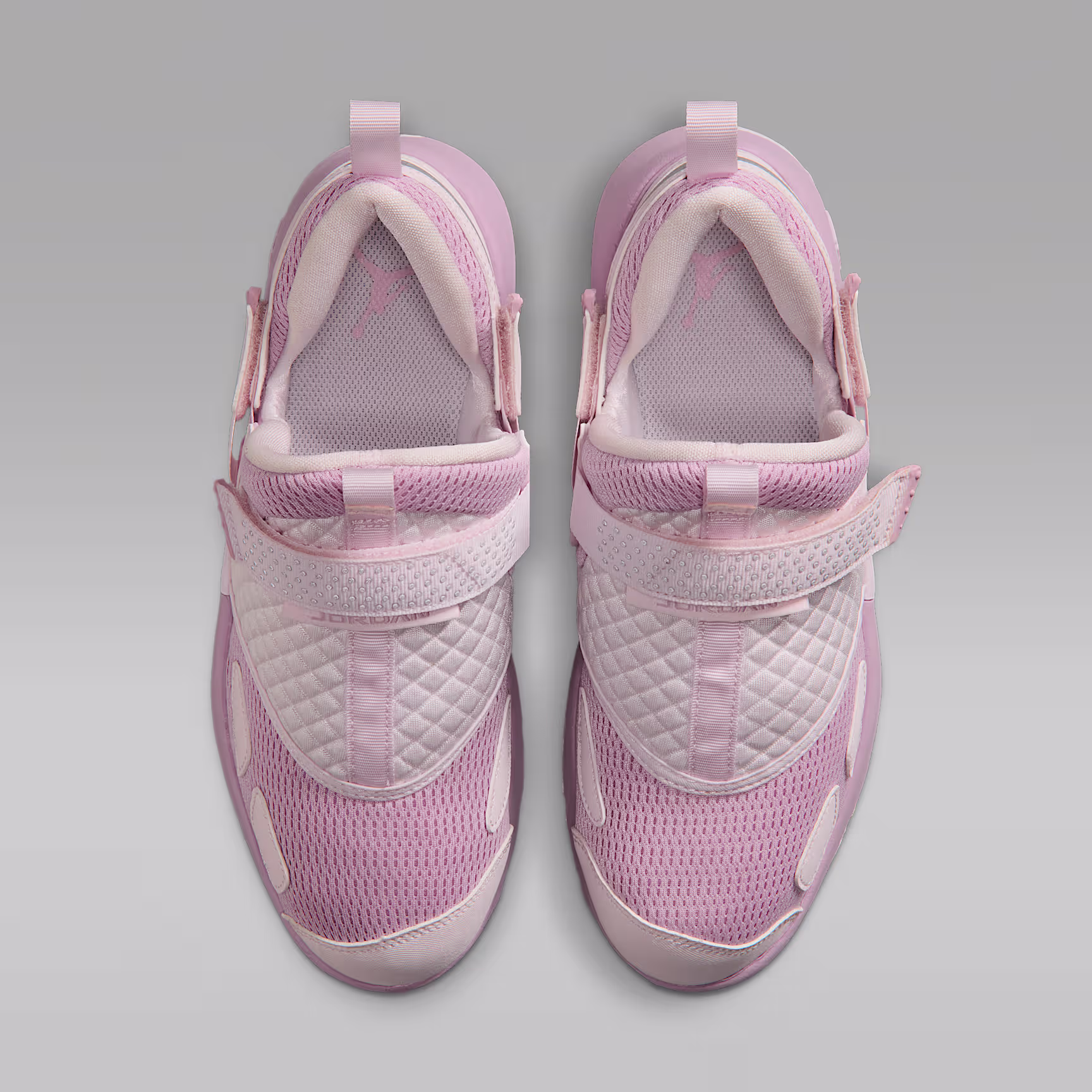 Jordan Trunner LX view 4