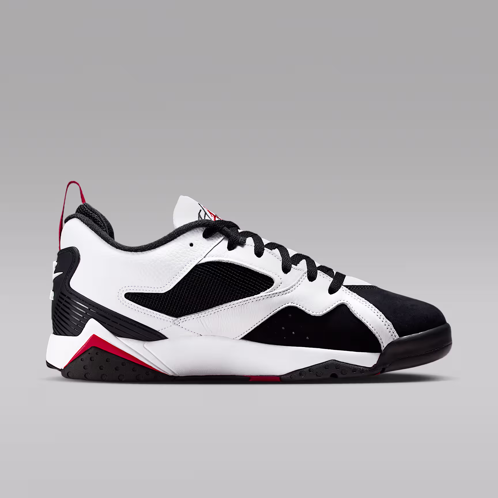Air Jordan MVP 92 view 3