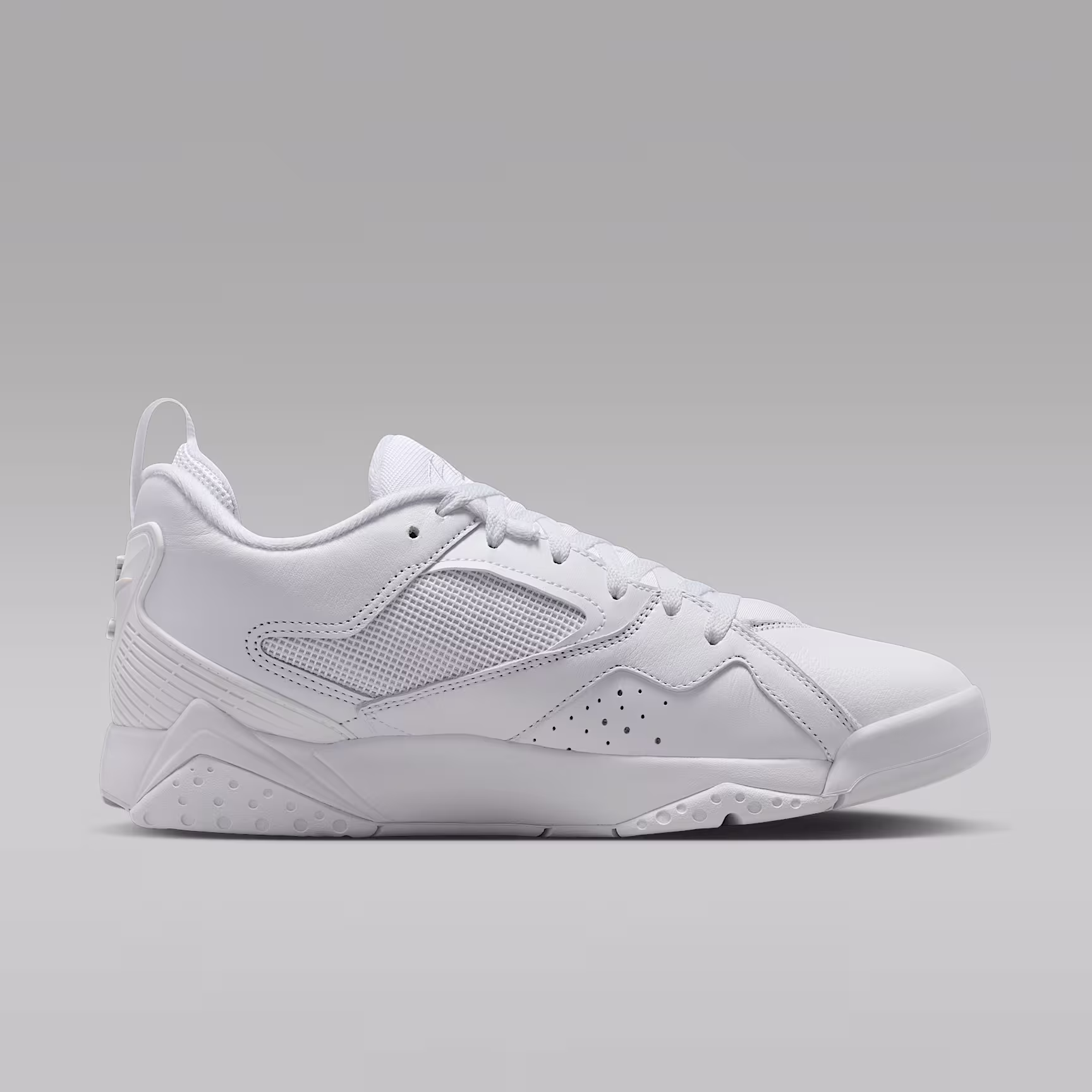 Air Jordan MVP 92 view 3