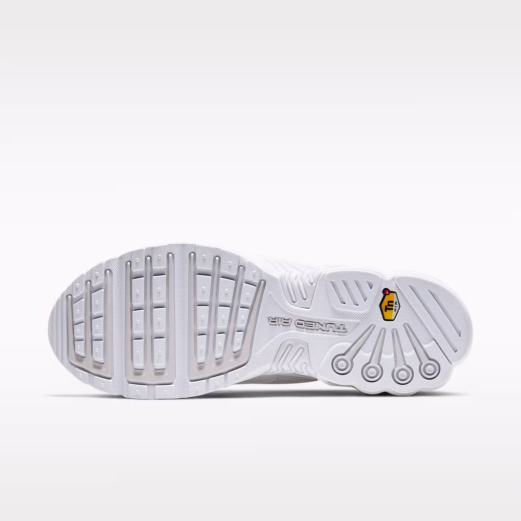 Nike Air Max Plus 3 view 2