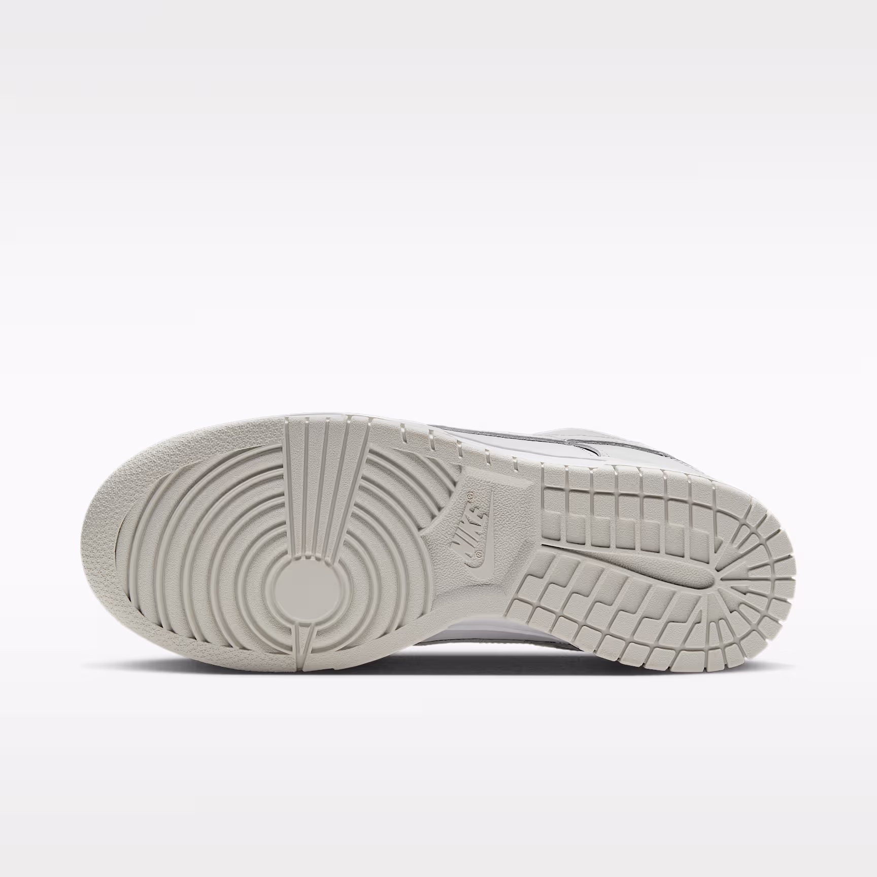 Nike Dunk Low view 2