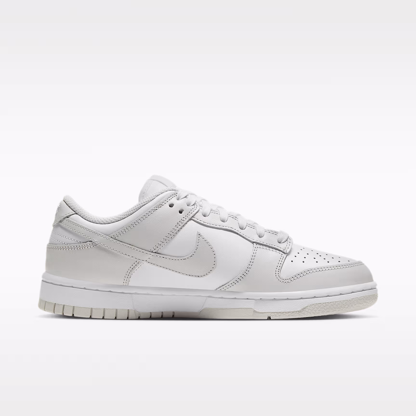 Nike Dunk Low view 3