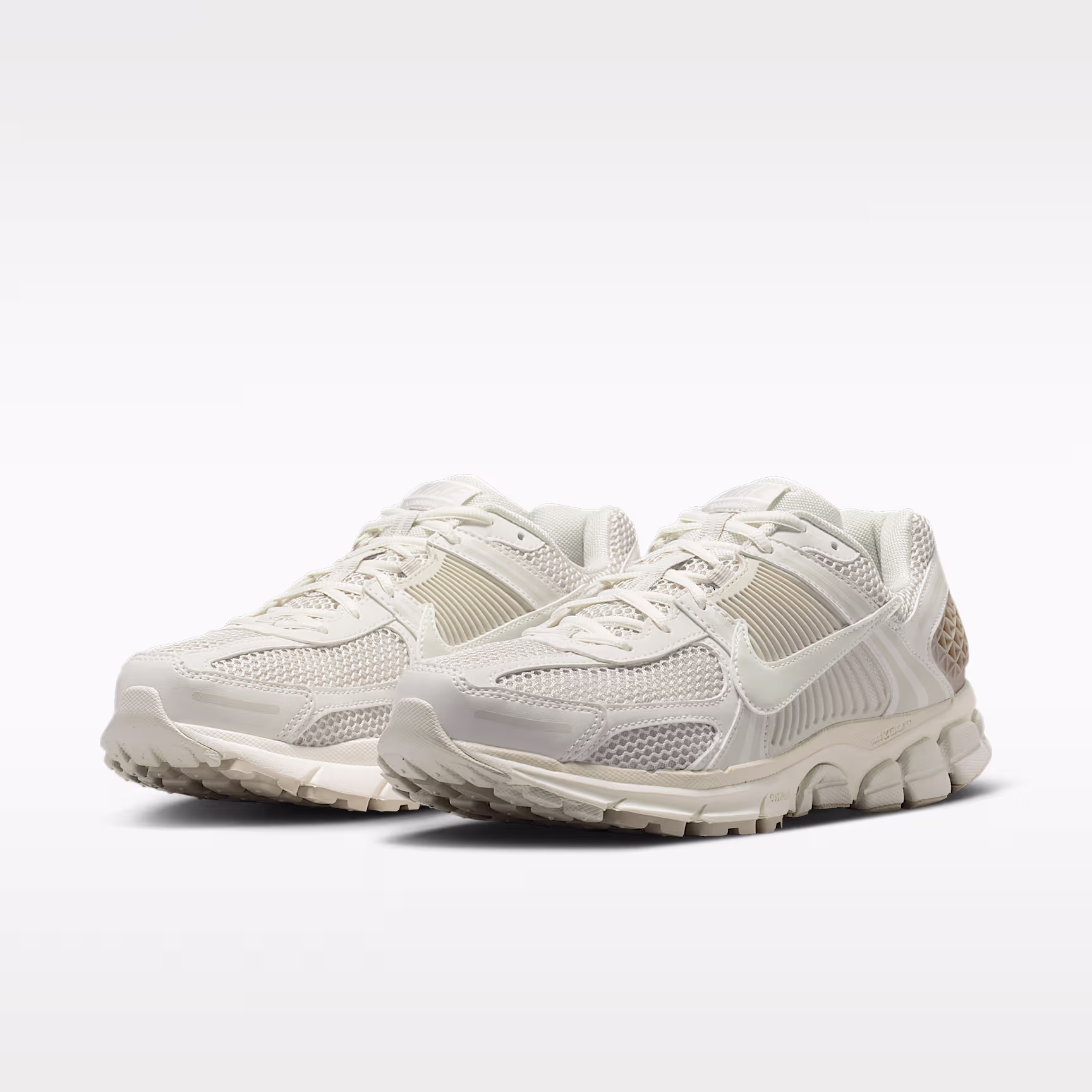 Nike Zoom Vomero 5 view 5