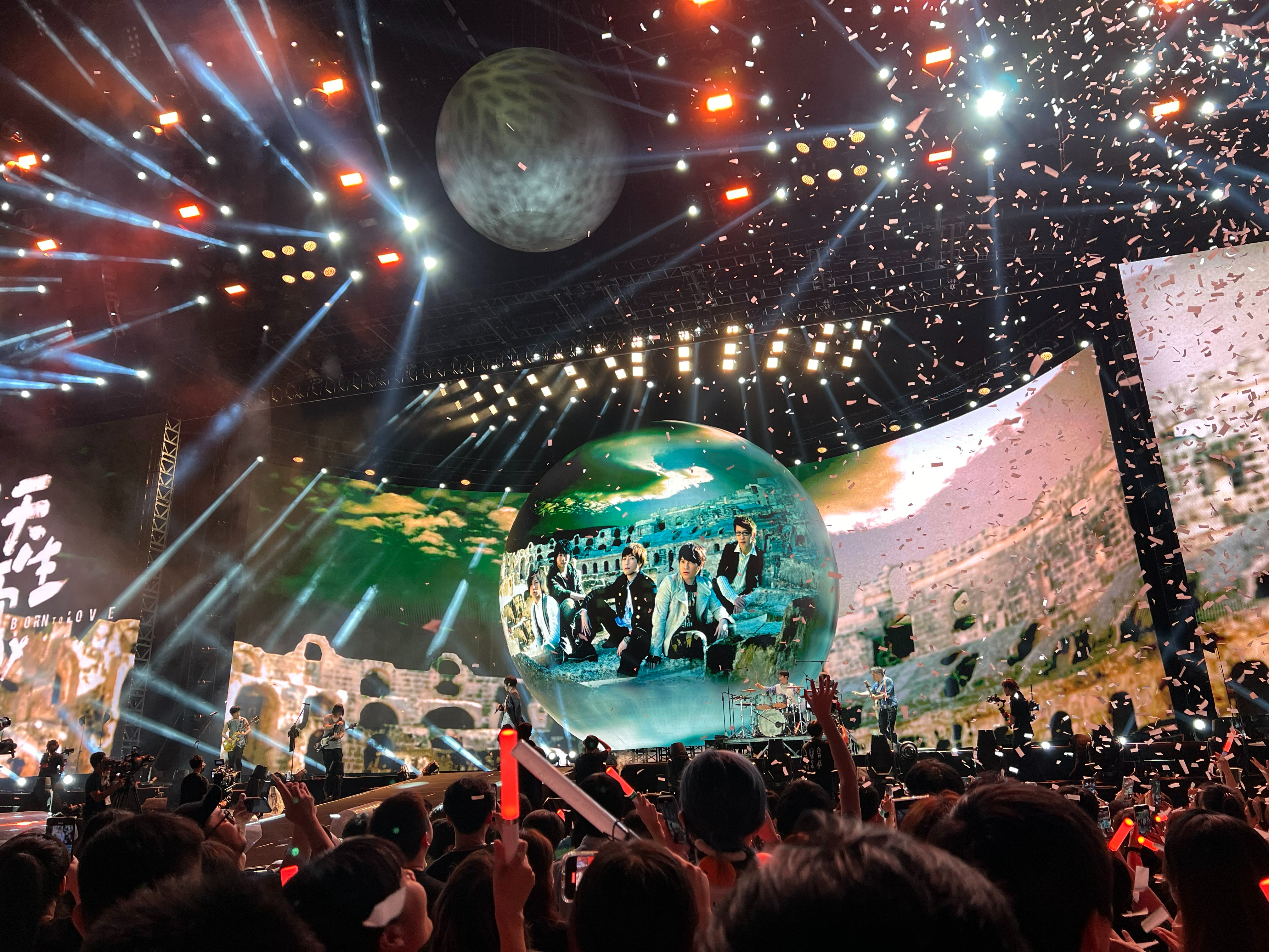 🎤 2026 演唱會手機選購指南：遠距拍偶像，不再只是「一團光點」！ 文章圖片