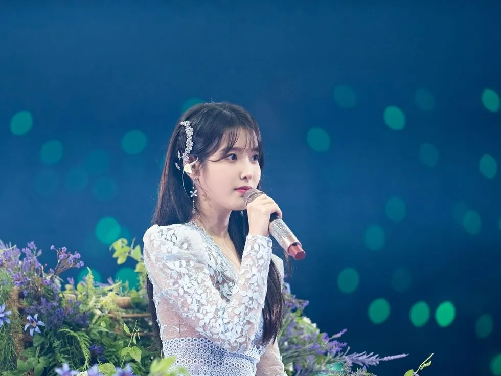 🎤 2026 演唱會手機選購指南：遠距拍偶像，不再只是「一團光點」！ 文章圖片