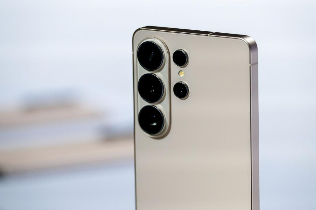 📱 2026 手機為何集體「喊漲」？記憶體成本翻倍，南部買二手旗艦反而更香！ 文章圖片