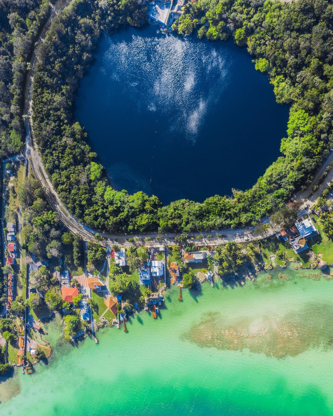 Cenote Azul de Bacalar
