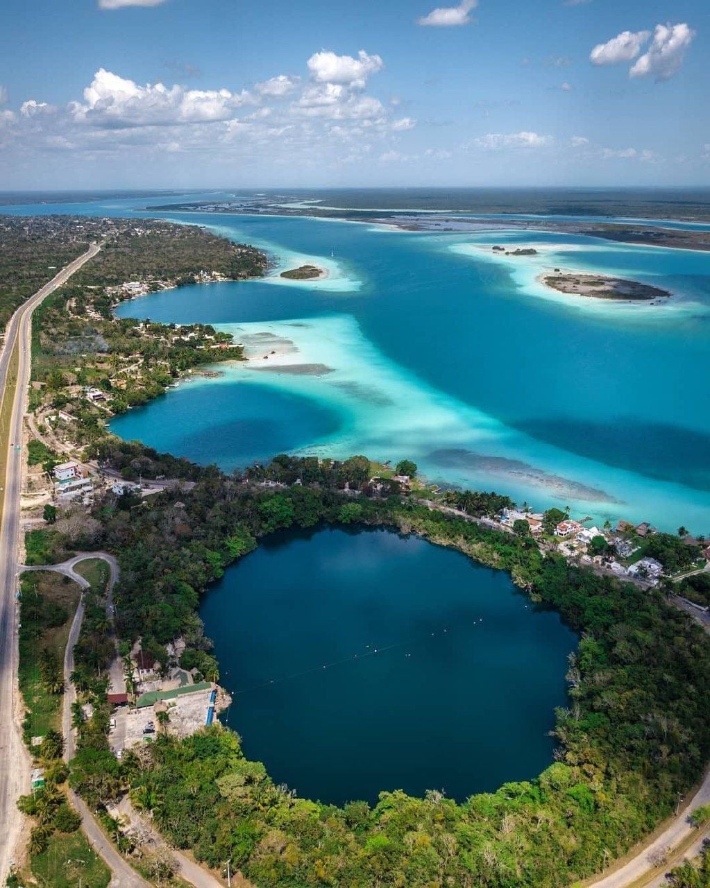 Cenote Azul de Bacalar 2