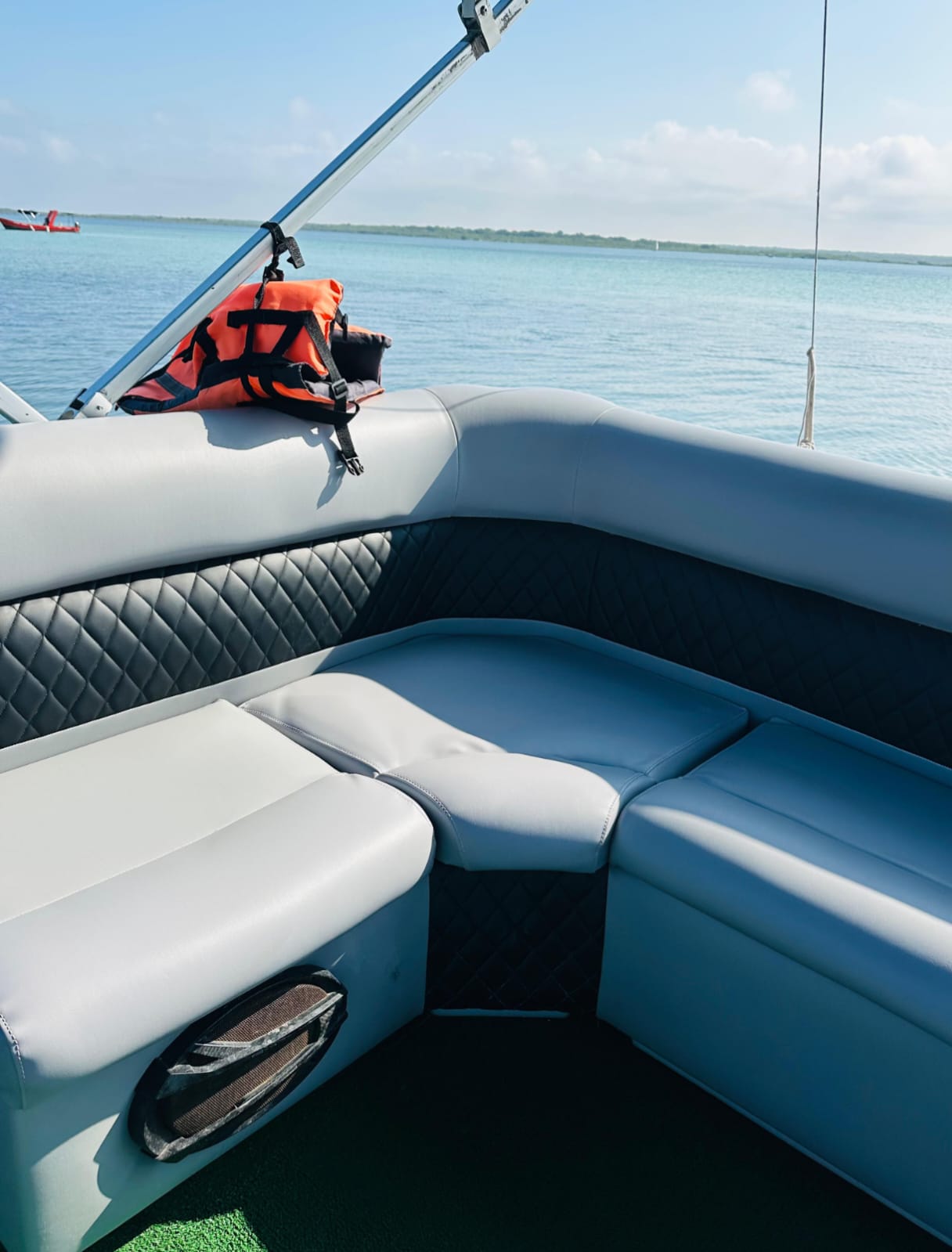 Tour Privado Diamante Negro en Pontón - Image 6