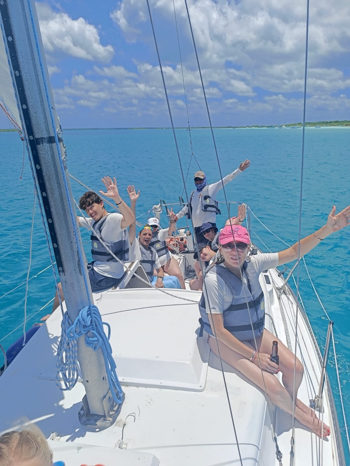 Private Sailboat Tour in Bacalar Lagoon - Image 7