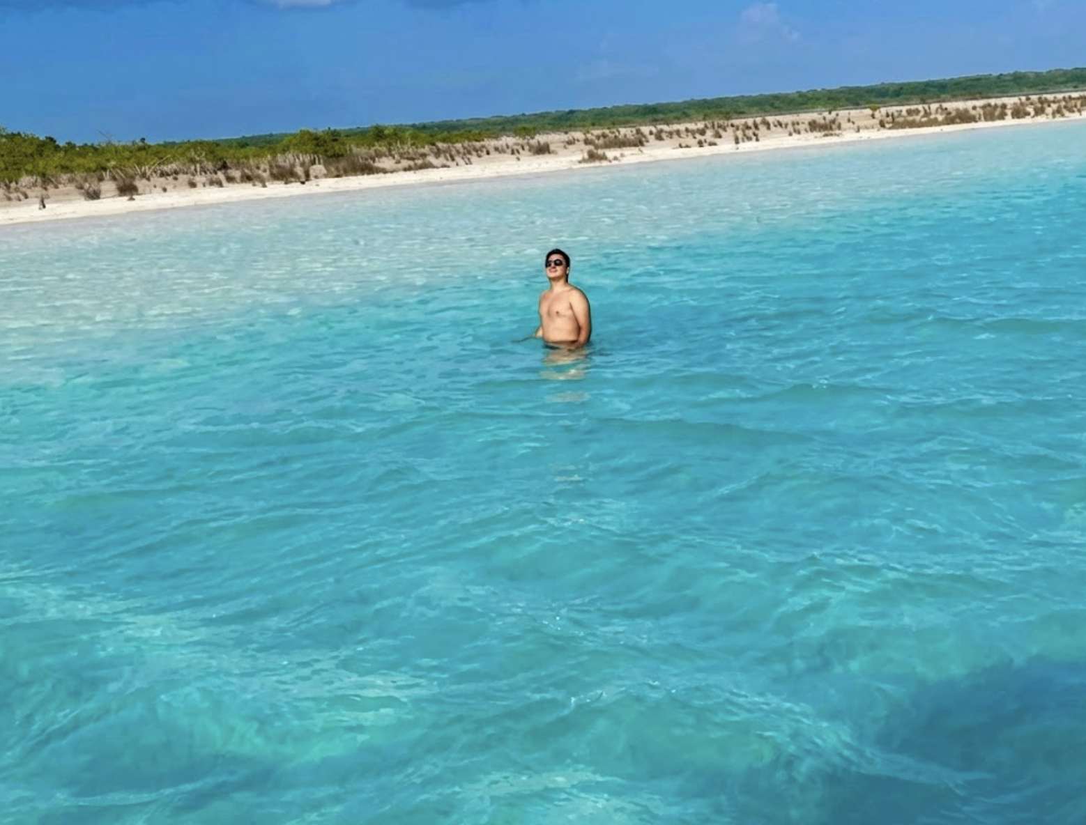 Tour Los Rápidos en Pontón en la Laguna de Bacalar - Image 5
