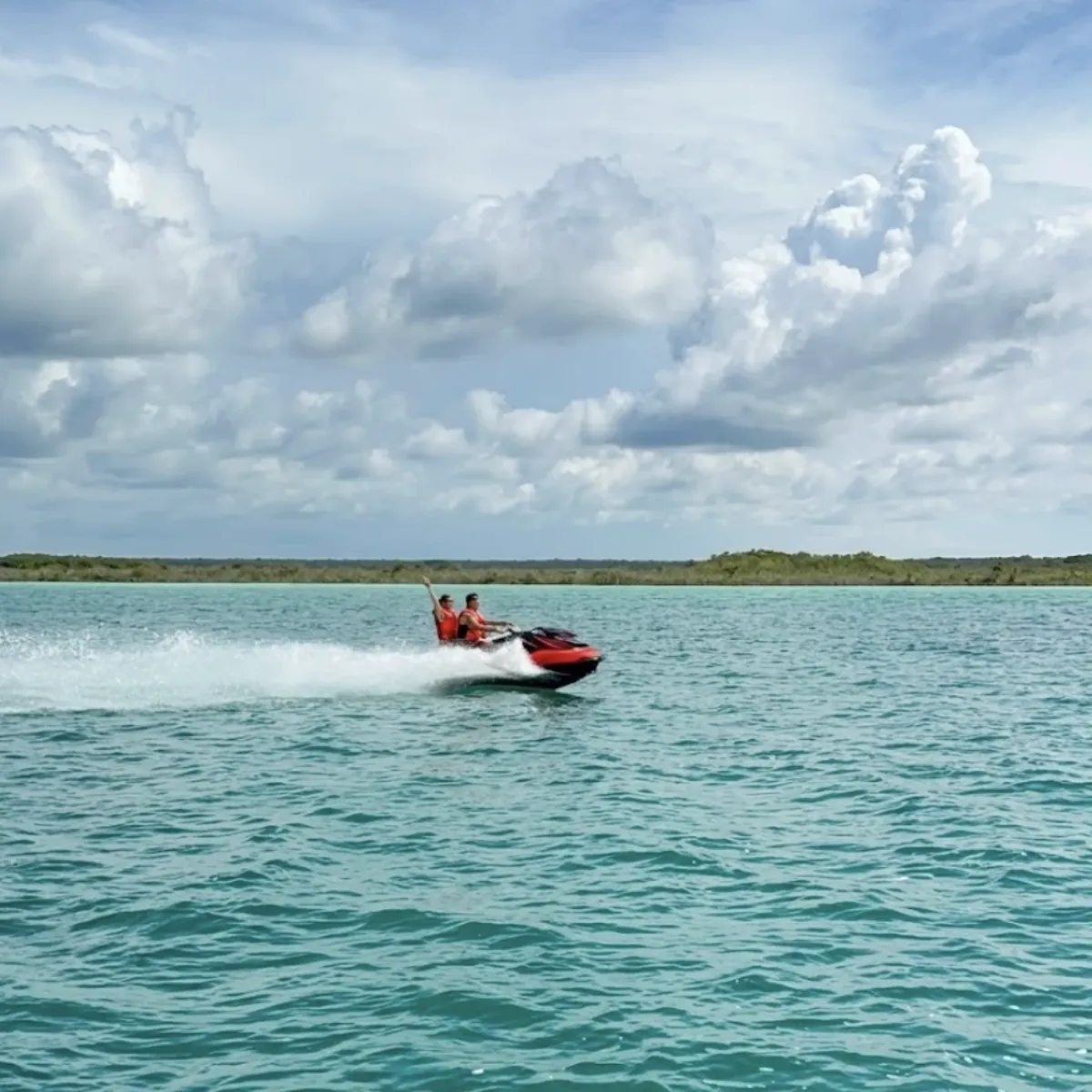 Renta de Jet Ski en la Laguna de Bacalar - Image 6