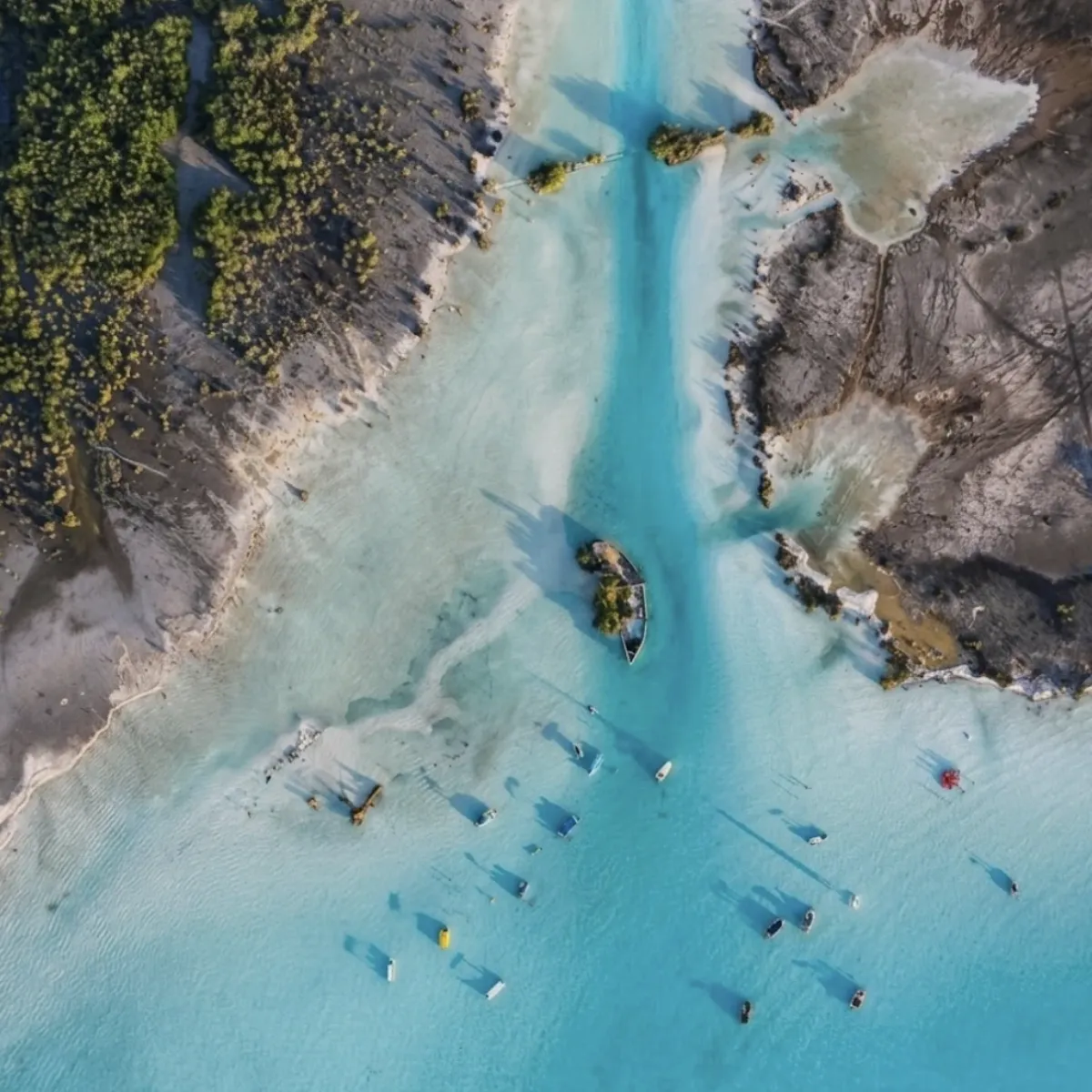 Premium Private Experience: From North to South to Los Rapidos - Image 2
