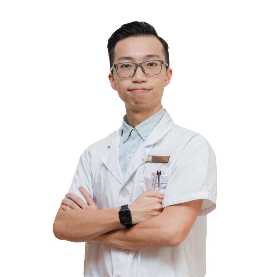 Traditional Chinese Medicine Specialist Mr Lim Feng Ming