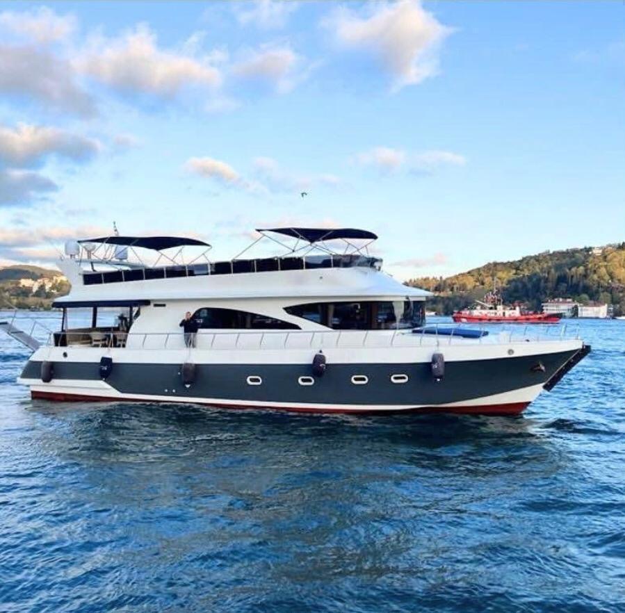 30 Meter Luxury Yacht Capacity for Up to 60 Guests | Private Yacht Rental Istanbul - Bosphorus Yachts