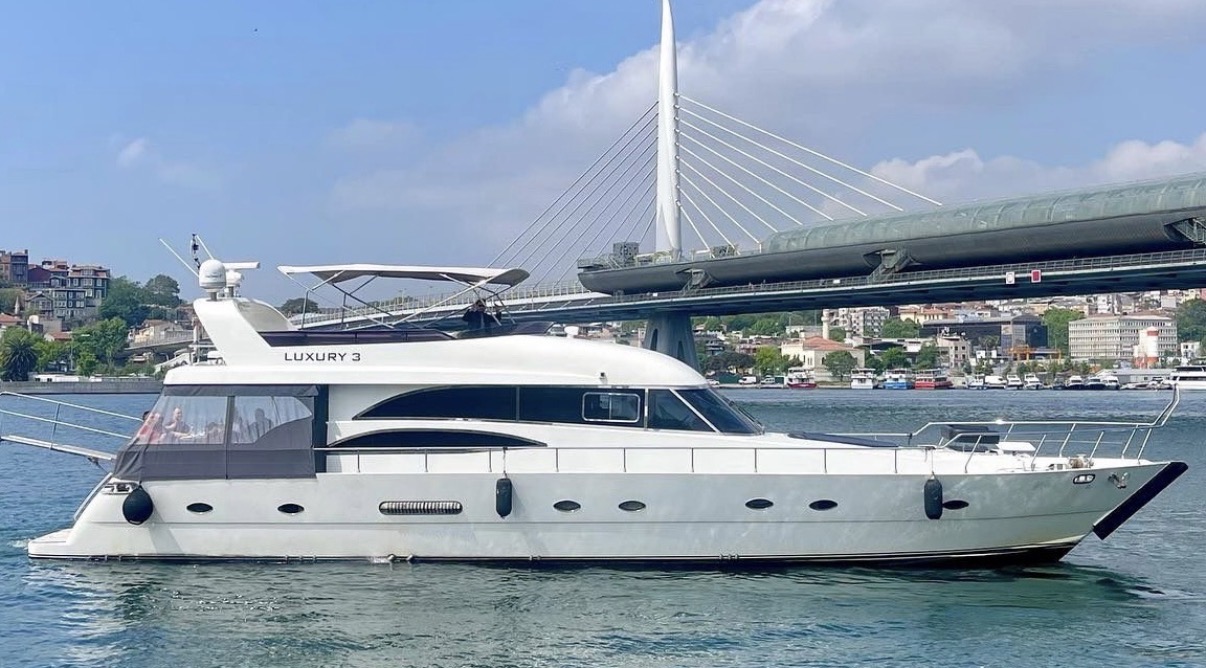 Ultra Luxury Yacht 22 Meter #005 | Private Yacht Rental Istanbul - Bosphorus Yachts