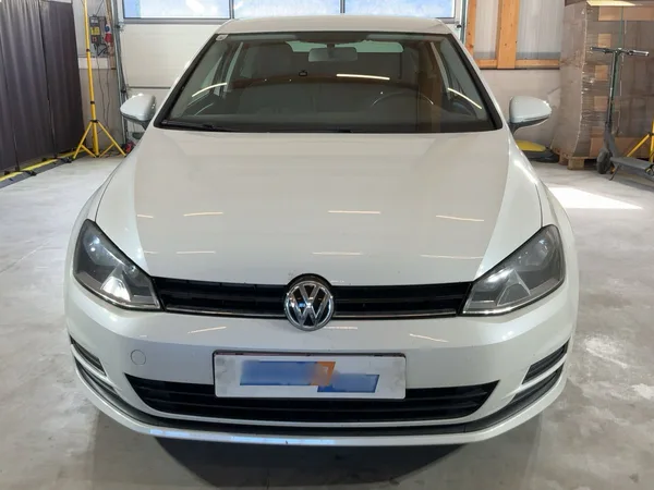 Volkswagen Golf 9