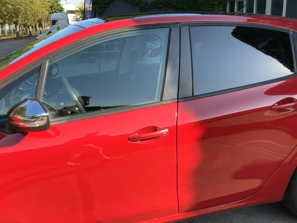 Peugeot 208 5