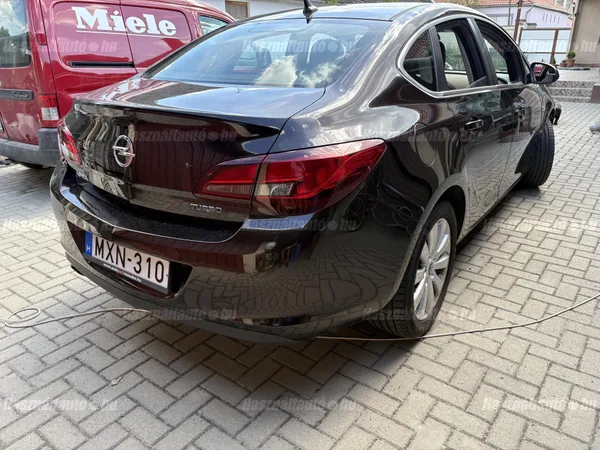 OPEL ASTRA 4