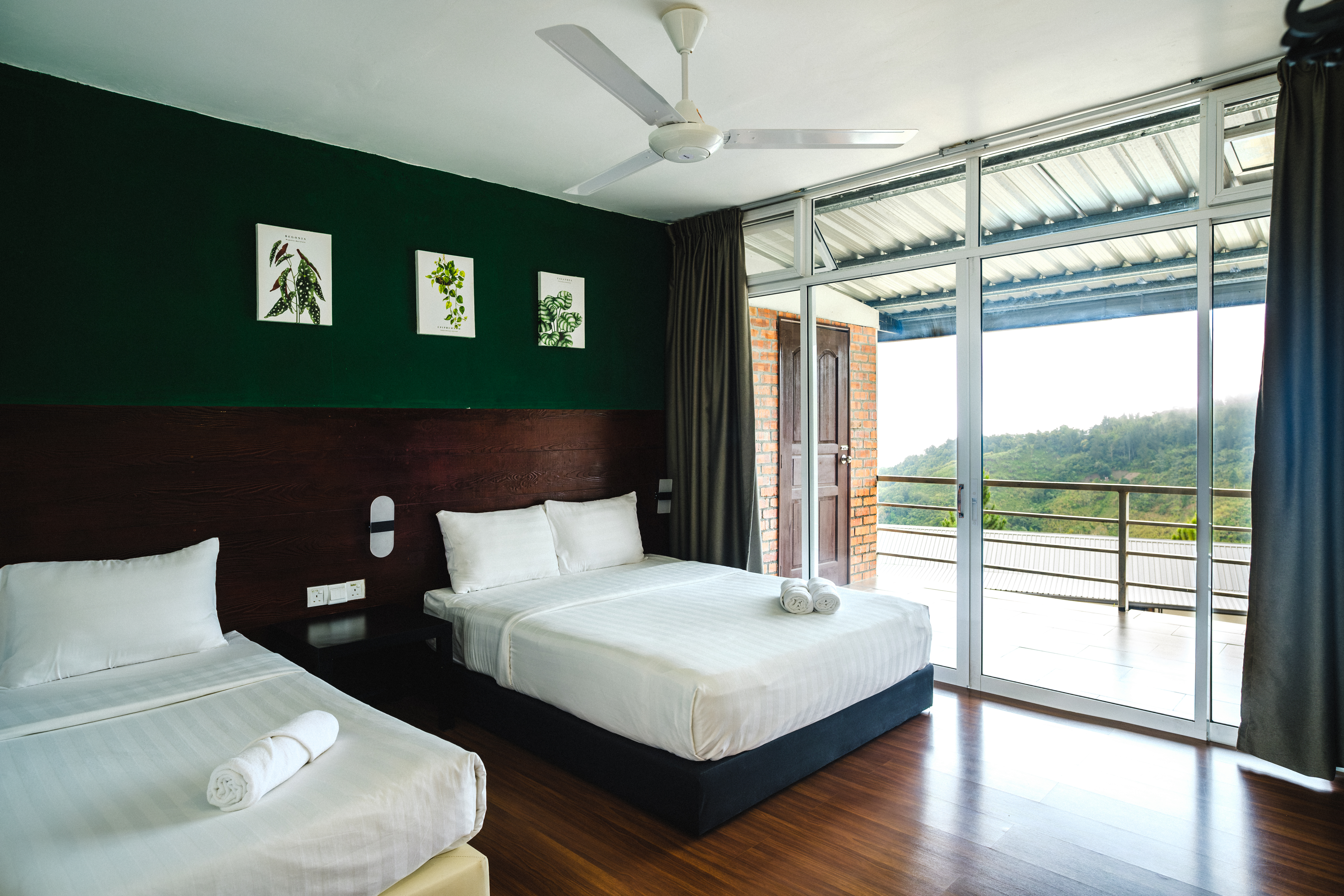 Triple Room
