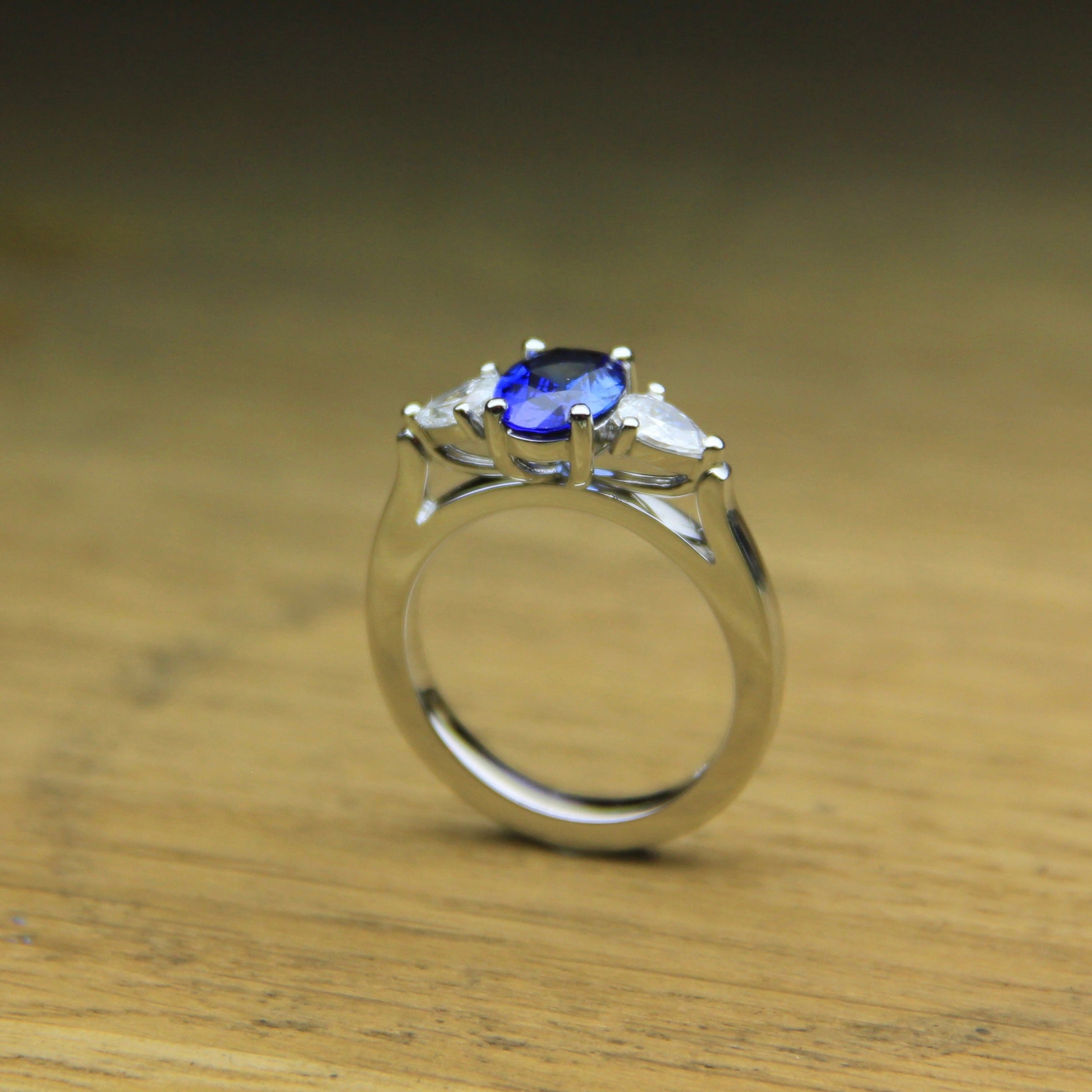 Ceylon Sapphire & Pearshape Diamond