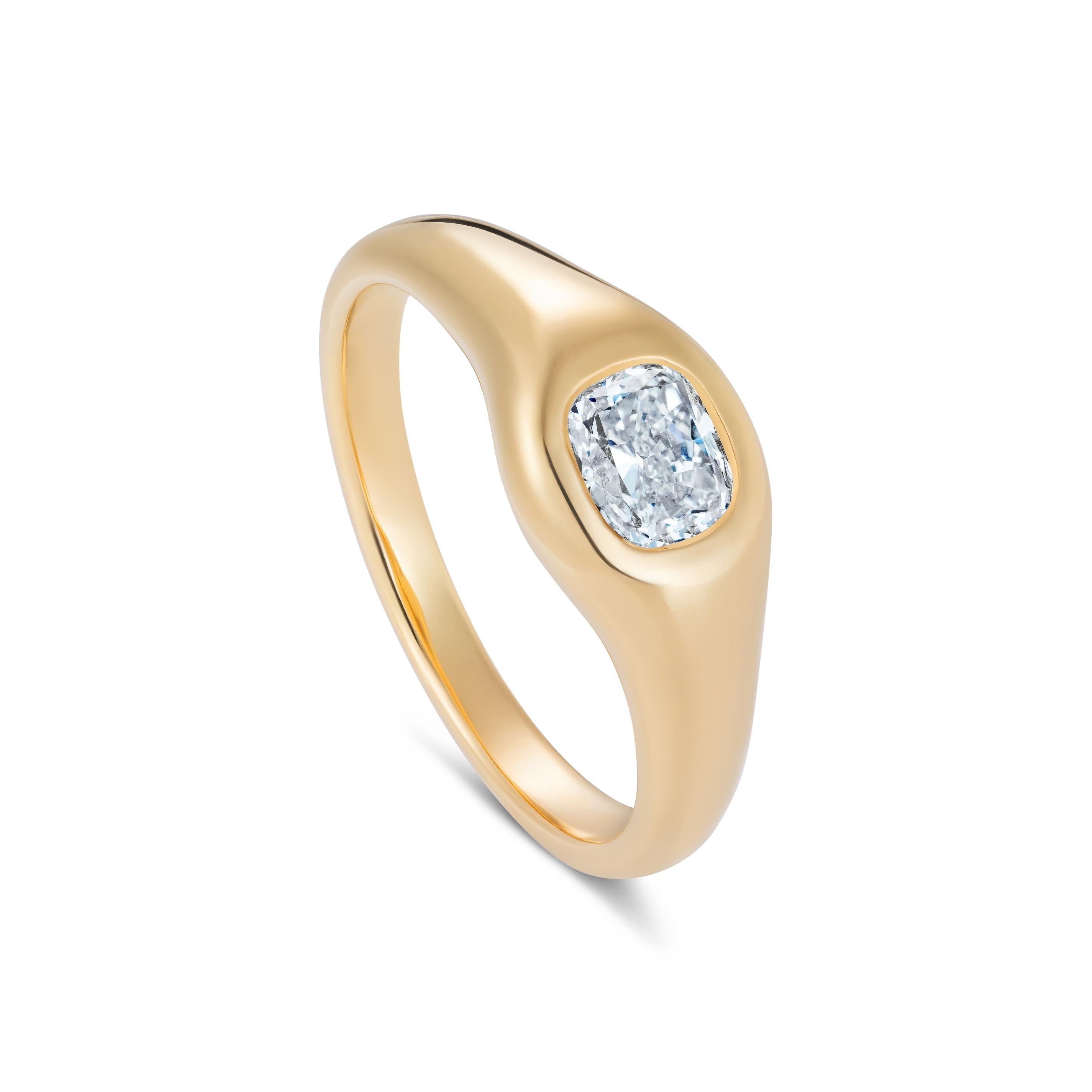 Gispy Diamond Ring in Yellow Gold