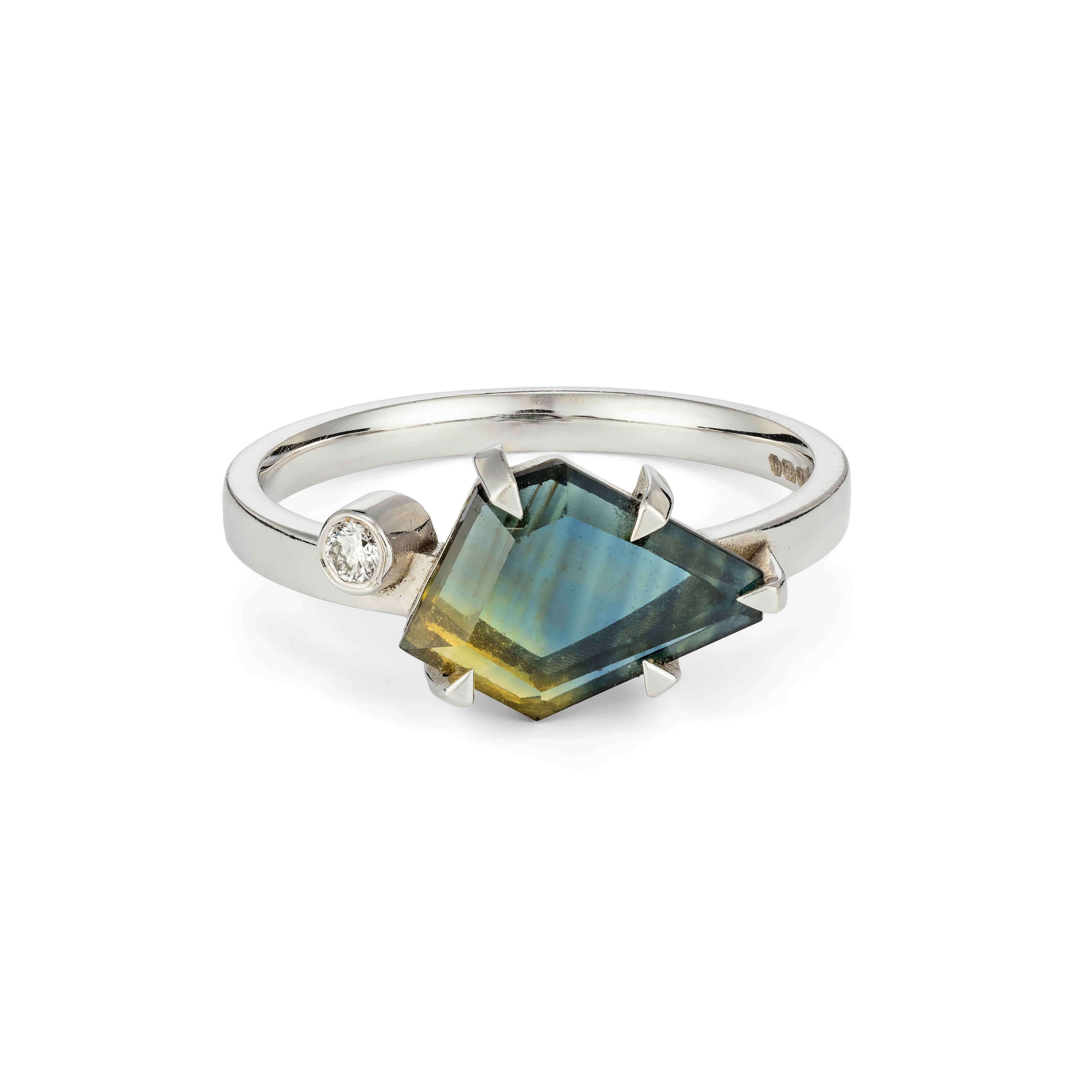 Freeform Natural Australian Sapphire Ring  in 9ct white gold.