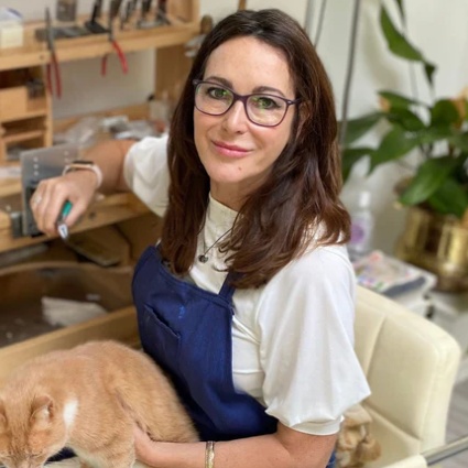 Caroline Brook profile