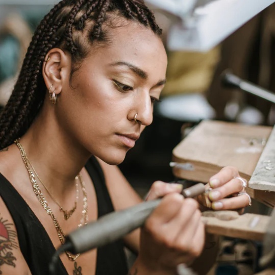 Halina Mutinta Jewellery profile