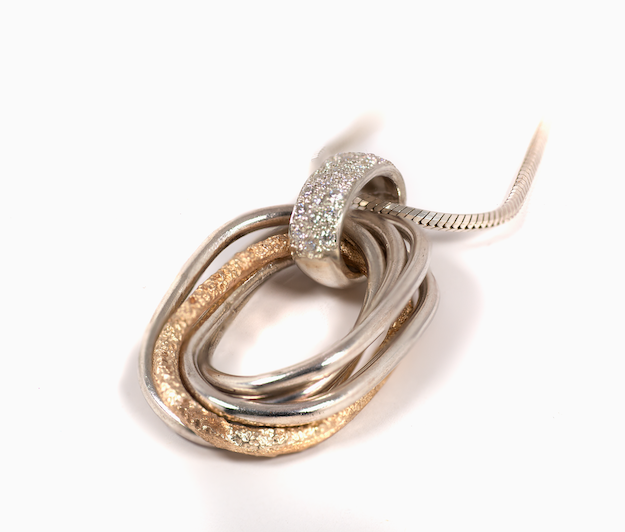 Iain Sainsbury Fine Jewellery gallery image 1