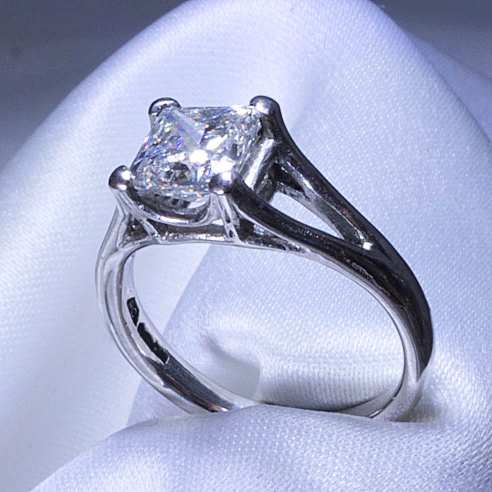 Richard Chown Jewellery gallery image 2