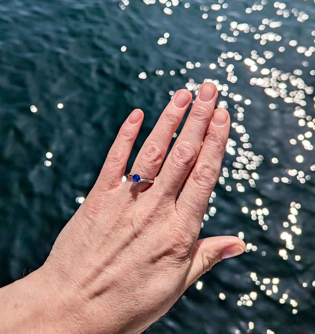 Emma Mogridge Jewellery gallery image 3